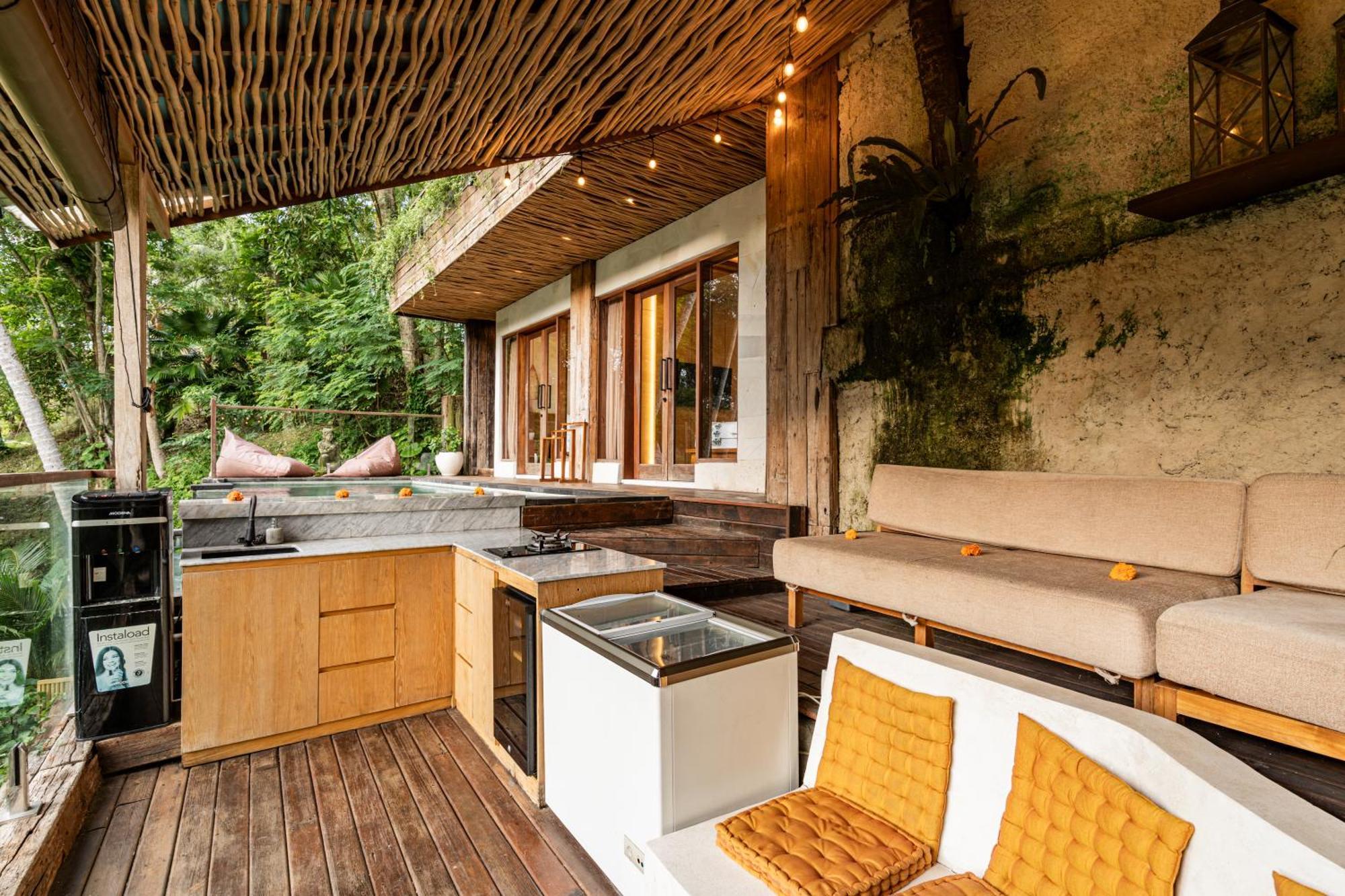 Ubud Riverside Villa Екстериор снимка